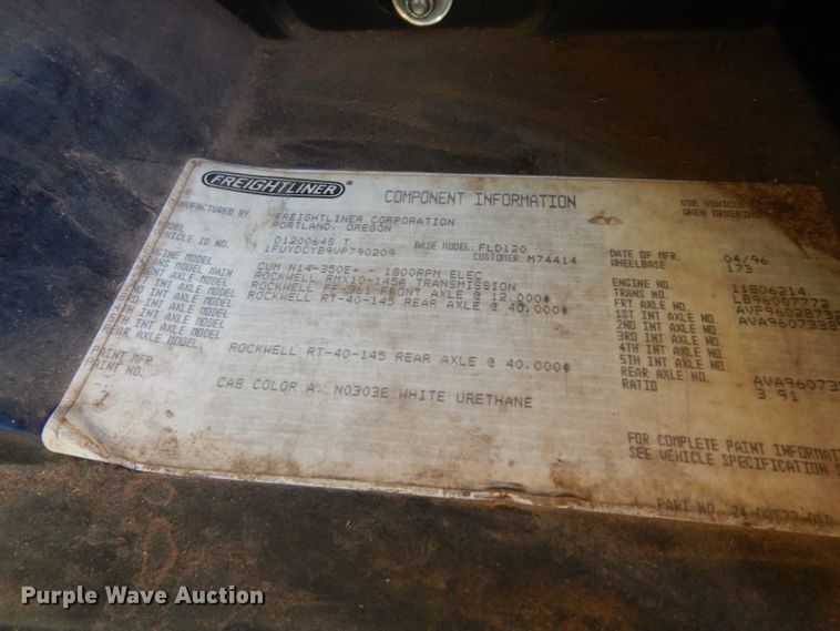 image for item DH2375 1997 Freightliner FLD120 manure spreader truck