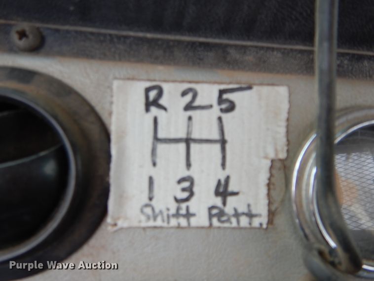 image for item DH3724 1990 Ford L9000 AeroMax semi truck