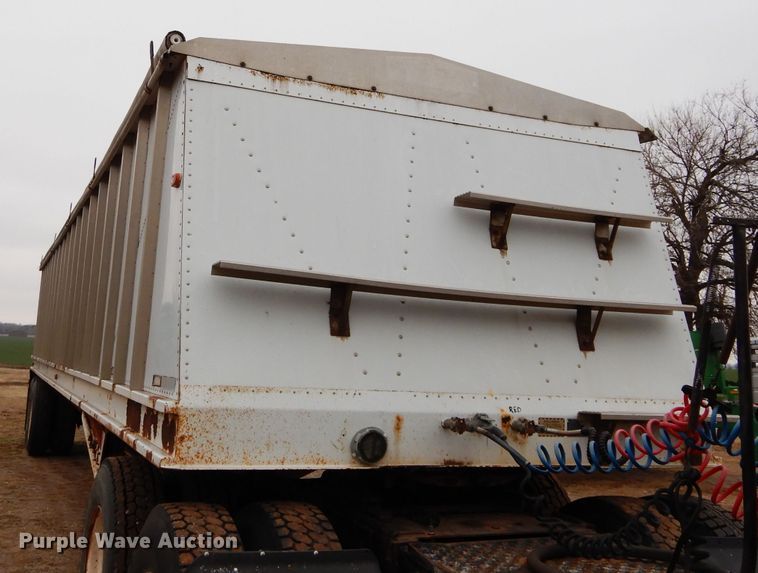 image for item DH3725 1989 Doonan double hopper bottom grain trailer