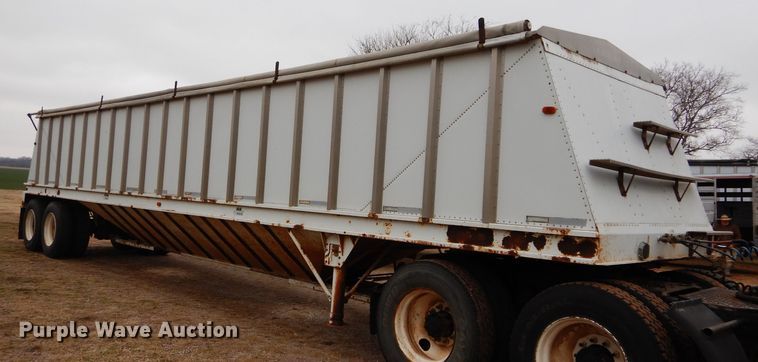 image for item DH3725 1989 Doonan double hopper bottom grain trailer