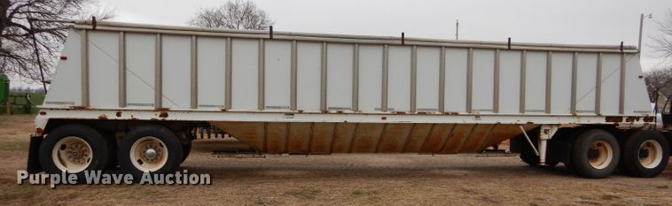image for item DH3725 1989 Doonan double hopper bottom grain trailer