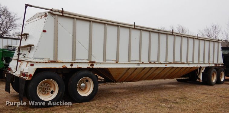 image for item DH3725 1989 Doonan double hopper bottom grain trailer
