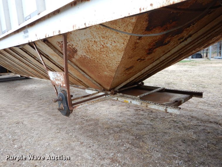 image for item DH3725 1989 Doonan double hopper bottom grain trailer