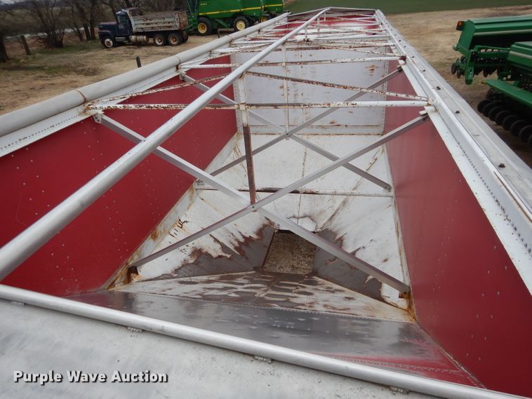 image for item DH3725 1989 Doonan double hopper bottom grain trailer