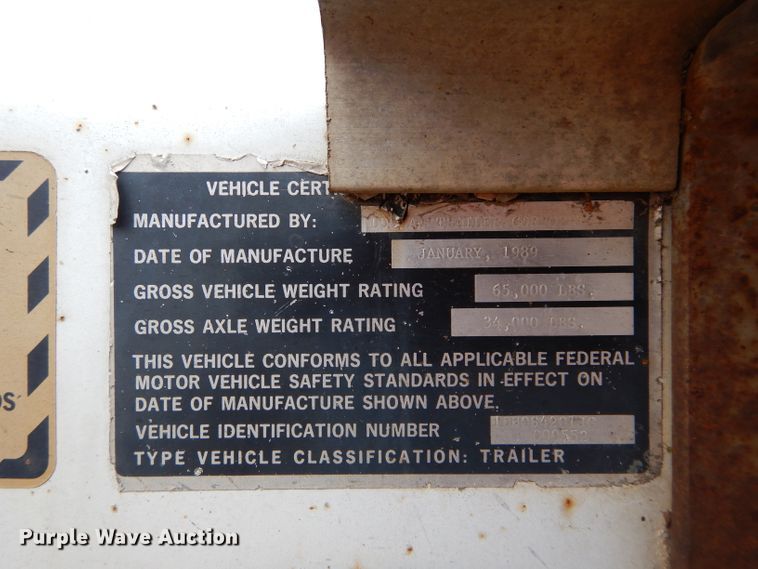 image for item DH3725 1989 Doonan double hopper bottom grain trailer