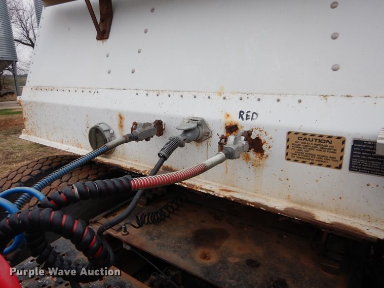 image for item DH3725 1989 Doonan double hopper bottom grain trailer