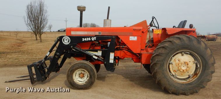 image for item DH4391 Allis Chalmers 185 tractor