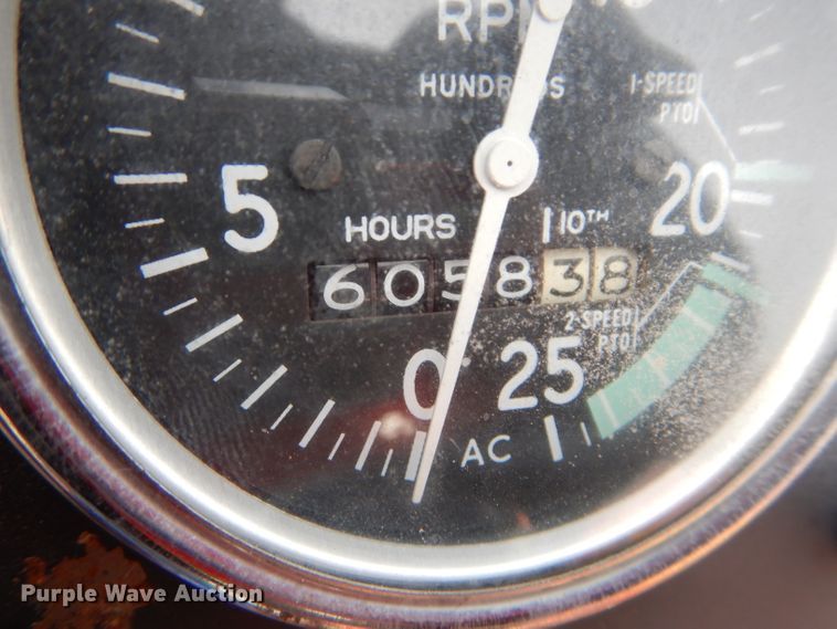 image for item DH4391 Allis Chalmers 185 tractor