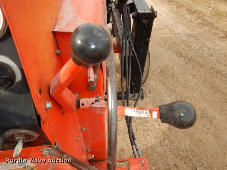 image for item DH4391 Allis Chalmers 185 tractor