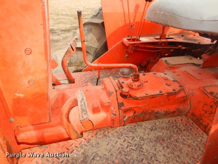 image for item DH4391 Allis Chalmers 185 tractor