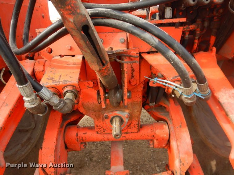 image for item DH4391 Allis Chalmers 185 tractor