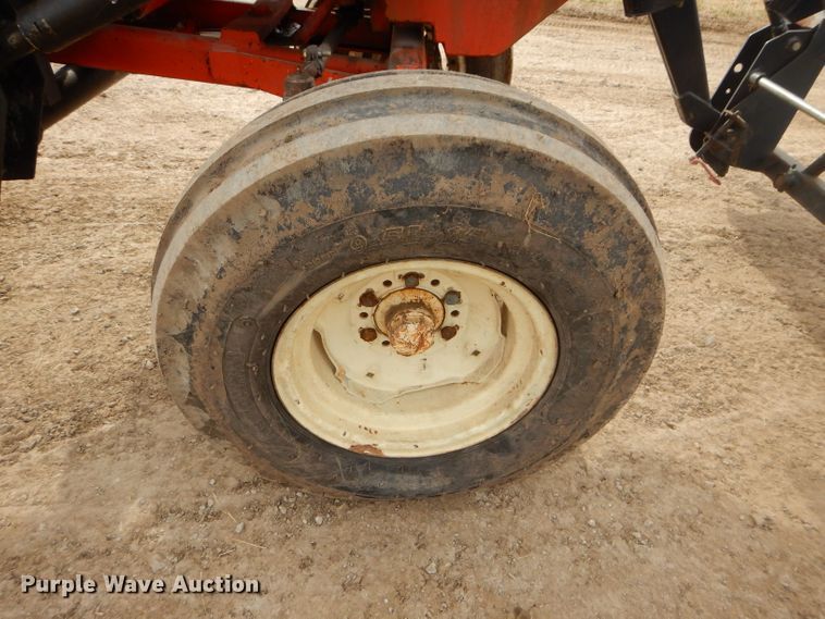 image for item DH4391 Allis Chalmers 185 tractor