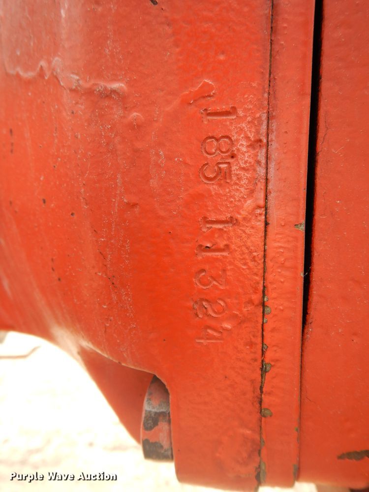 image for item DH4391 Allis Chalmers 185 tractor