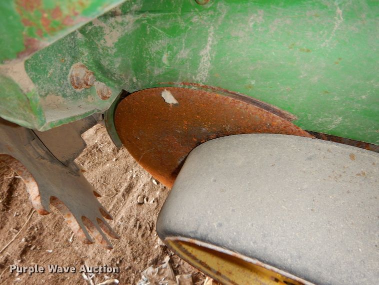 image for item DH4394 John Deere 7200 Max Emerge 2 planter