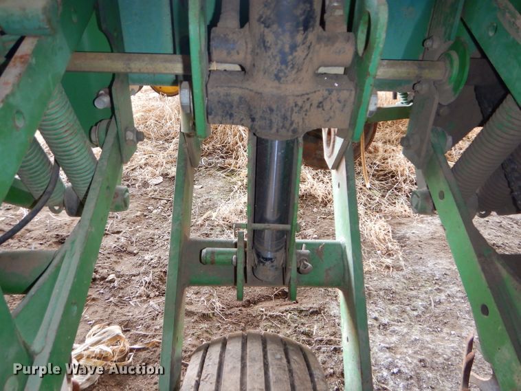 image for item DH4394 John Deere 7200 Max Emerge 2 planter