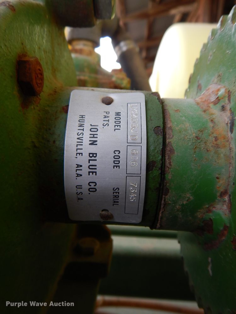 image for item DH4394 John Deere 7200 Max Emerge 2 planter