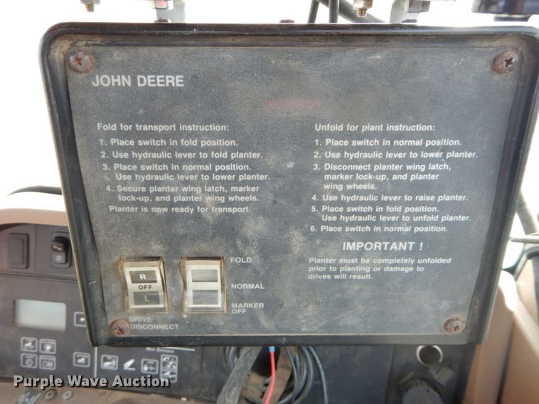 image for item DH4394 John Deere 7200 Max Emerge 2 planter