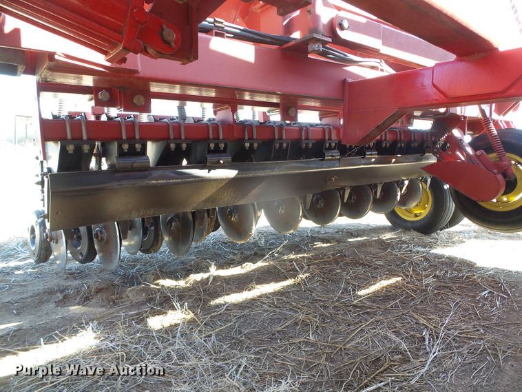 image for item DH4816 Sunflower 9433-30 no-till grain drill