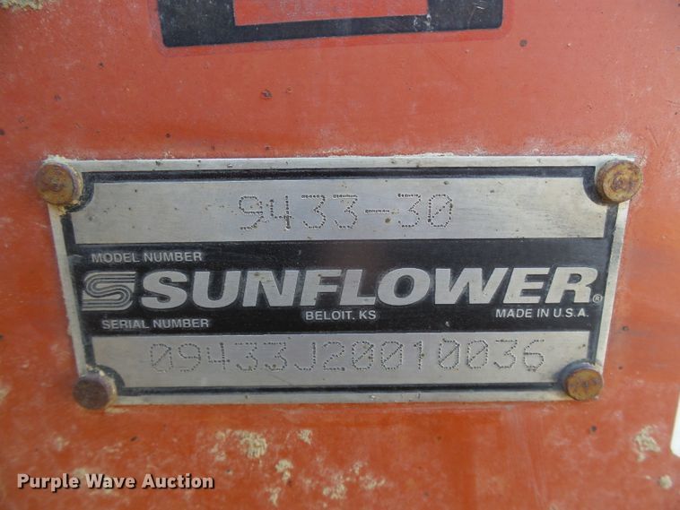 image for item DH4816 Sunflower 9433-30 no-till grain drill