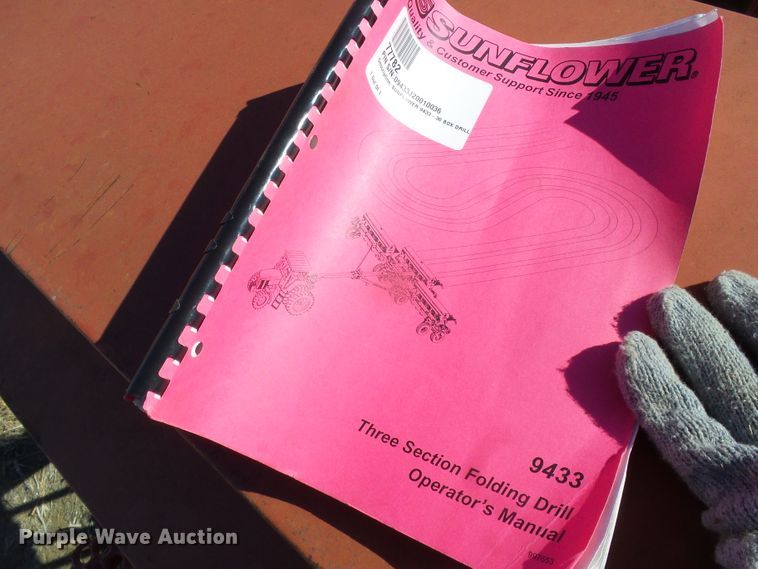 image for item DH4816 Sunflower 9433-30 no-till grain drill