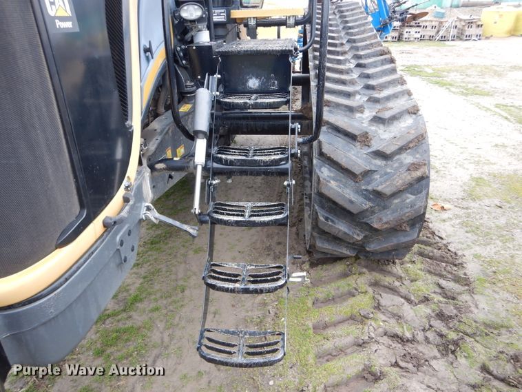 image for item DH6351 2011 Challenger MT765C tractor