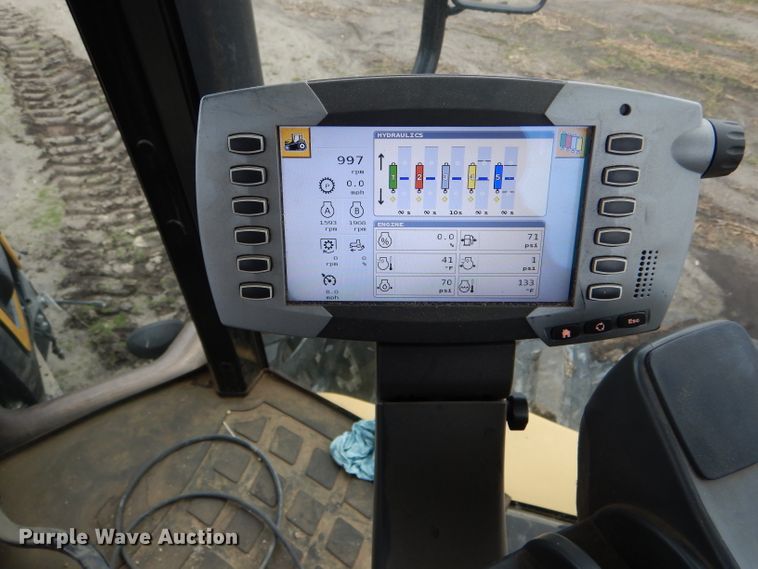 image for item DH6351 2011 Challenger MT765C tractor