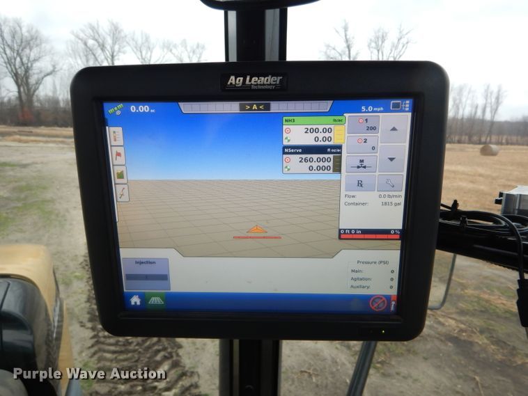 image for item DH6351 2011 Challenger MT765C tractor