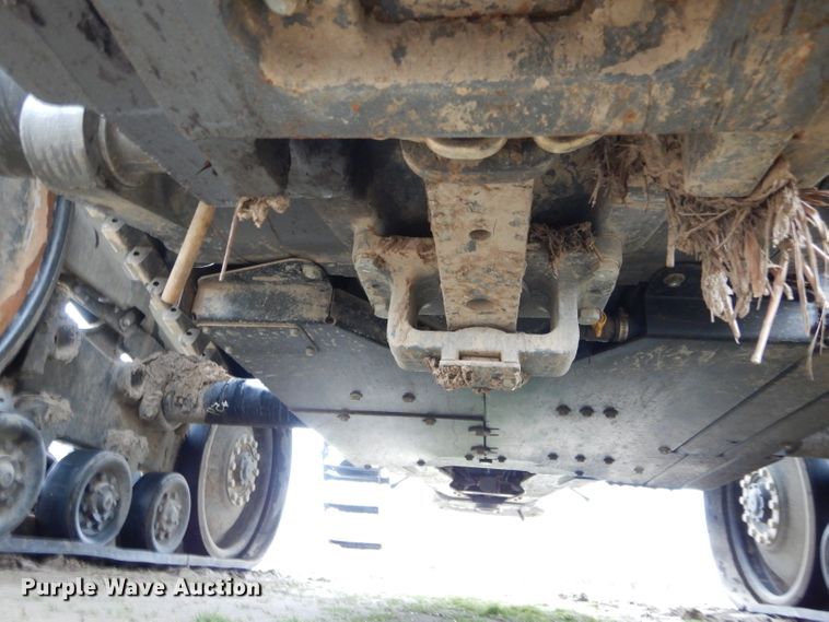 image for item DH6351 2011 Challenger MT765C tractor