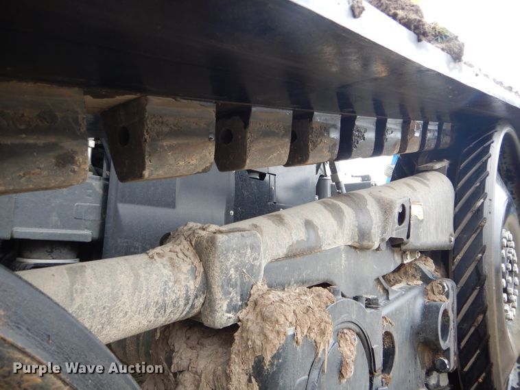 image for item DH6351 2011 Challenger MT765C tractor