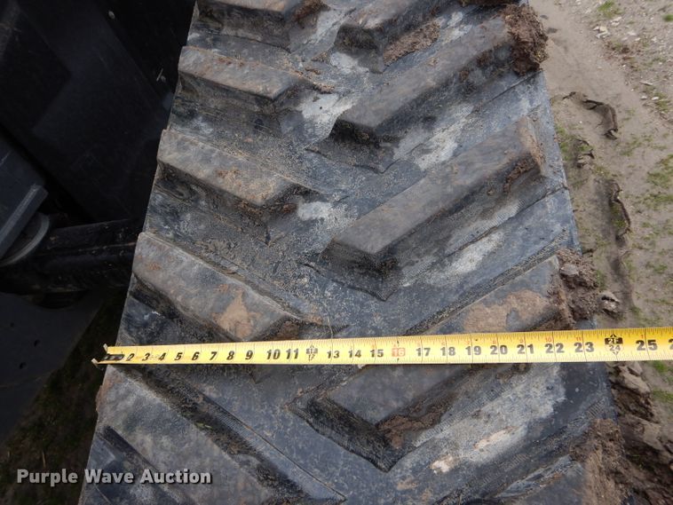 image for item DH6351 2011 Challenger MT765C tractor