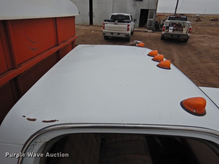 image for item DI0040 1976 Chevrolet C60 grain truck