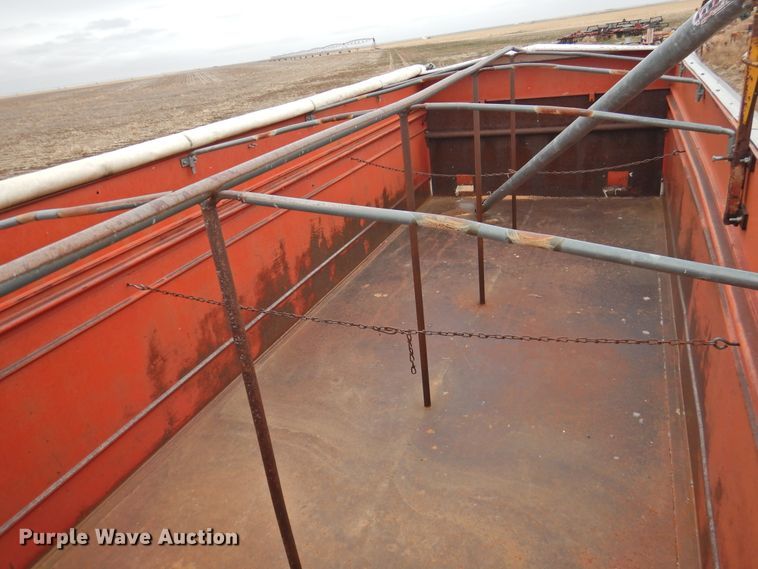 image for item DI0040 1976 Chevrolet C60 grain truck