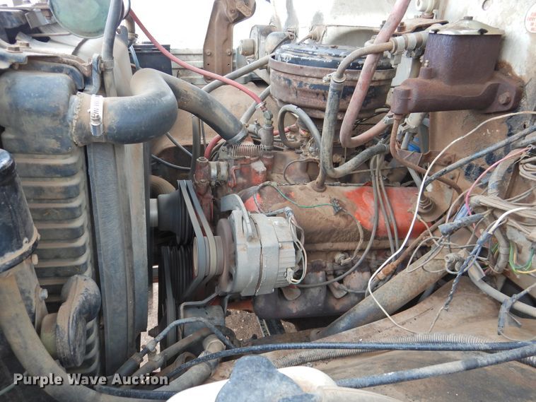 image for item DI0040 1976 Chevrolet C60 grain truck