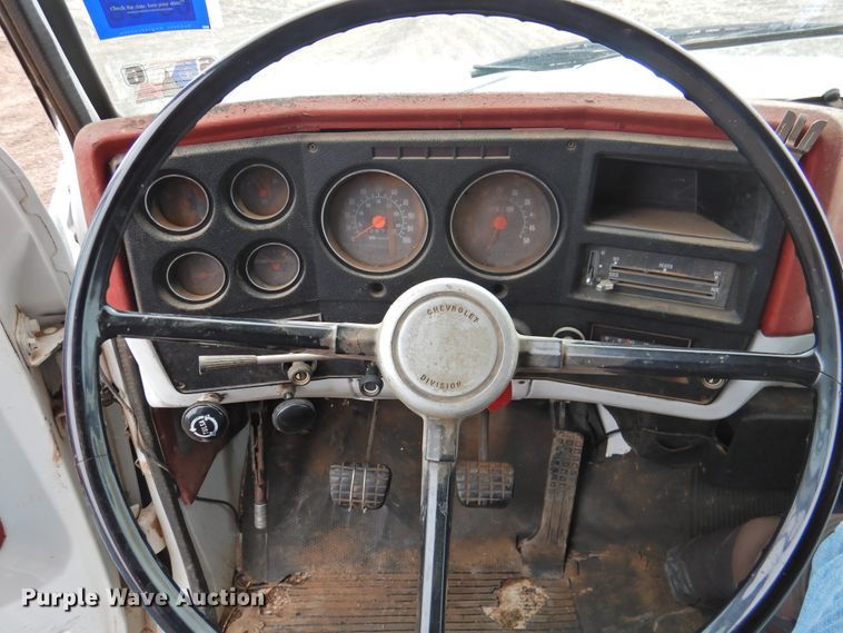 image for item DI0040 1976 Chevrolet C60 grain truck