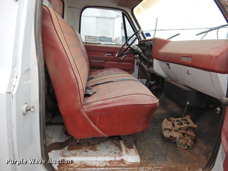 image for item DI0040 1976 Chevrolet C60 grain truck