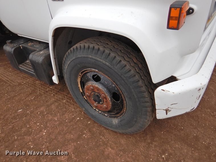 image for item DI0040 1976 Chevrolet C60 grain truck