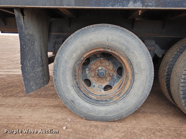 image for item DI0040 1976 Chevrolet C60 grain truck