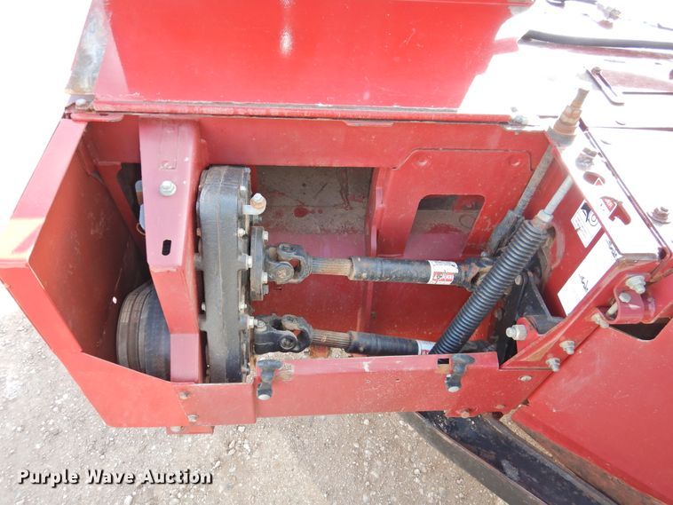 image for item DI0046 2012 MacDon M205 windrower