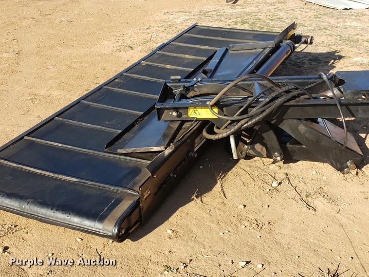 image for item DI0046 2012 MacDon M205 windrower