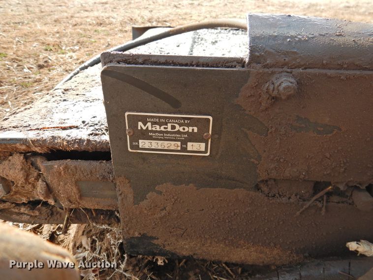 image for item DI0046 2012 MacDon M205 windrower