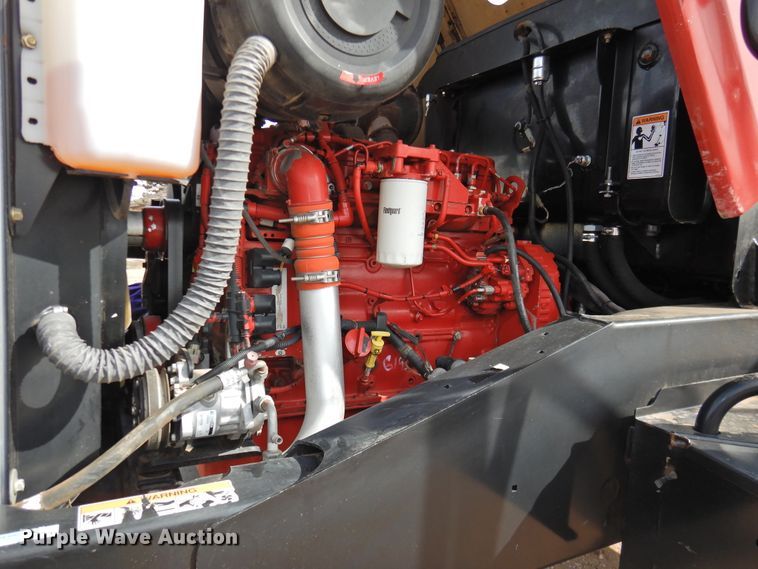 image for item DI0046 2012 MacDon M205 windrower