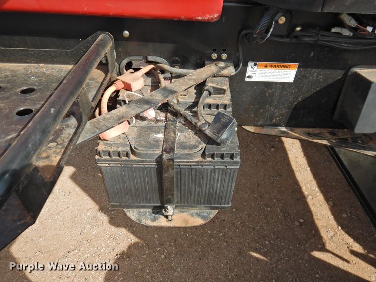 image for item DI0046 2012 MacDon M205 windrower