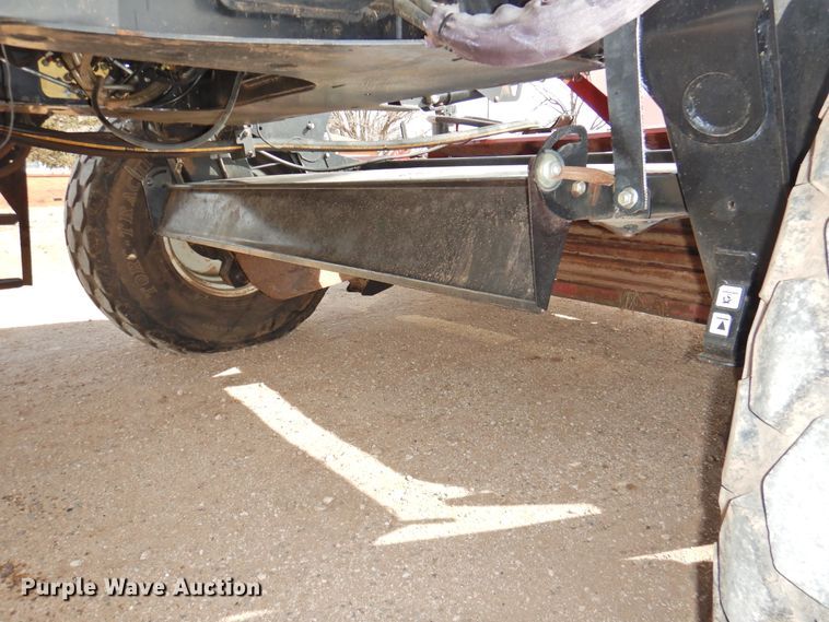 image for item DI0046 2012 MacDon M205 windrower