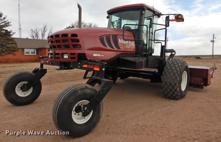 image for item DI0047 2012 MacDon M205 windrower