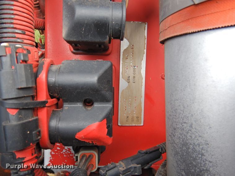 image for item DI0047 2012 MacDon M205 windrower