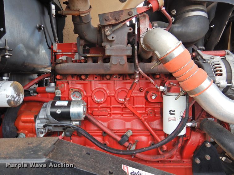 image for item DI0047 2012 MacDon M205 windrower