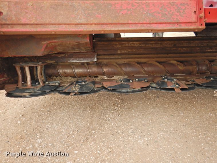 image for item DI0047 2012 MacDon M205 windrower