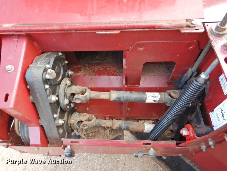 image for item DI0047 2012 MacDon M205 windrower