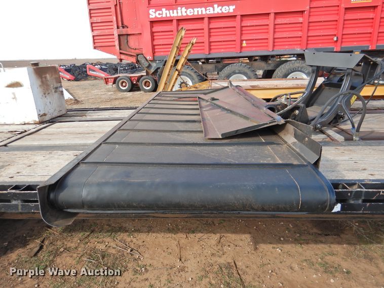 image for item DI0047 2012 MacDon M205 windrower