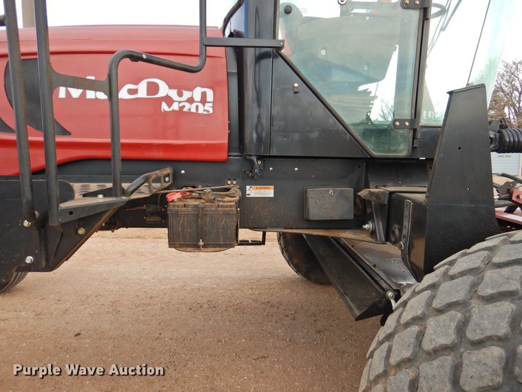 image for item DI0047 2012 MacDon M205 windrower